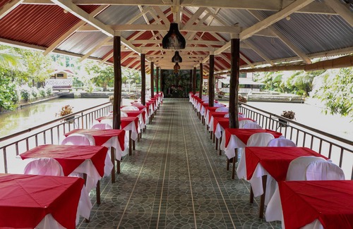 Calamba Haus | Wir bieten erstklassige Hotelunterkünfte mit Restaurant, Bar und Veranstaltungsbereich.