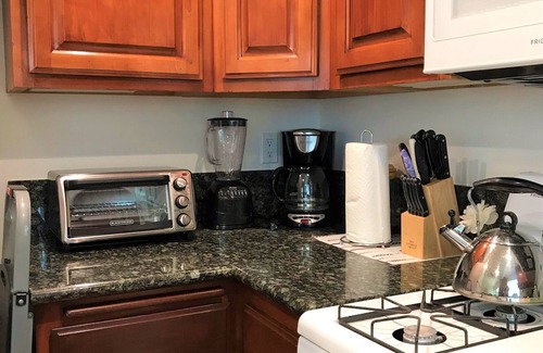 Sherman Oaks Haus | Sherman Oaks Charmer, zu Fuß zum örtlichen Geschäften und Restaurants