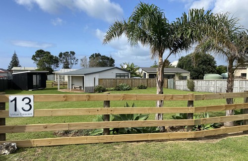 Karkari Peninsula Haus | Wee Gem on Virtue *New Listing*