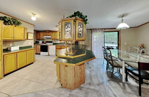 Put-in-Bay Kabine | Weekend Warrior Special. Bringt 10 ppl und Entspannen Sie sich in einem 3 BR 2 BA Home at PIB