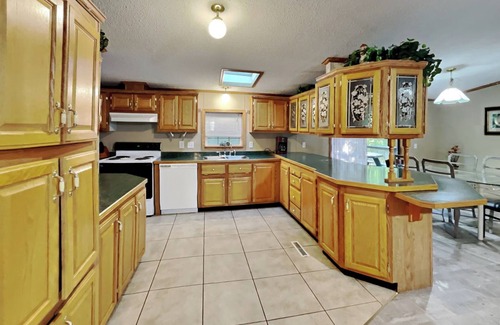 Put-in-Bay Kabine | Weekend Warrior Special. Bringt 10 ppl und Entspannen Sie sich in einem 3 BR 2 BA Home at PIB