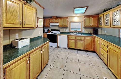 Put-in-Bay Kabine | Weekend Warrior Special. Bringt 10 ppl und Entspannen Sie sich in einem 3 BR 2 BA Home at PIB