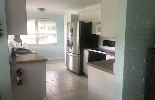 Spring Hill Haus | Weeki Wachee MAIN RIVER