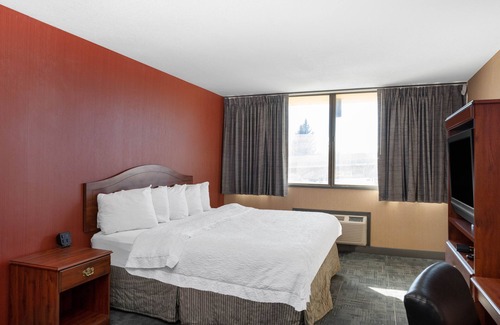 Gillette Hotel | WEEKLY/MONTHLY/DAILY/Free Breakfast/Clean Rooms
