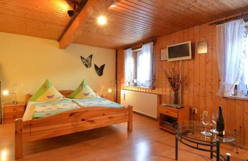 Oberemmel Wohnung | Weingut-Ferienwohnung Jungblut - nur Urlaubsgäste