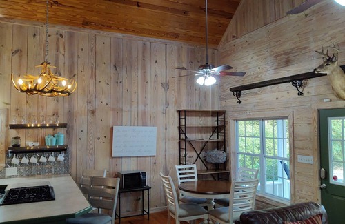 Calion Haus | Welcome to Blue Haven Hideaway on beautiful Calion Lake