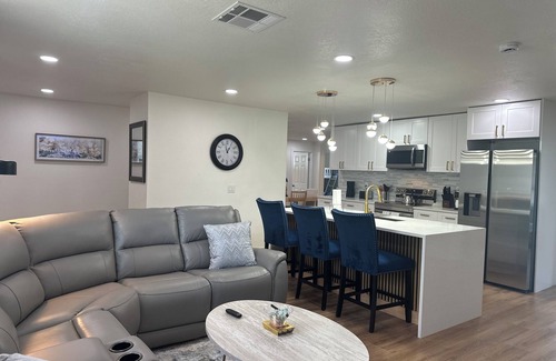 Lutz Haus | Welcome to Hickory Loop in Lutz!