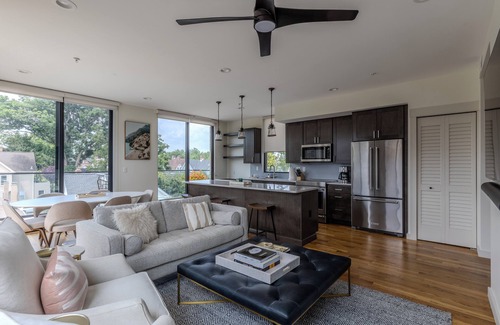 Princeton Wohnung | Welcome to Princeton's finest 2 bed+2bath located in the heart of downtown!