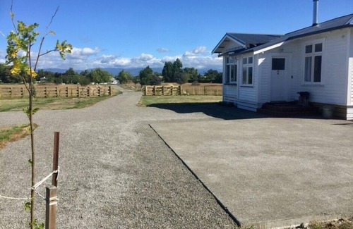 Martinborough Haus | Willkommen in der hinteren Koppel