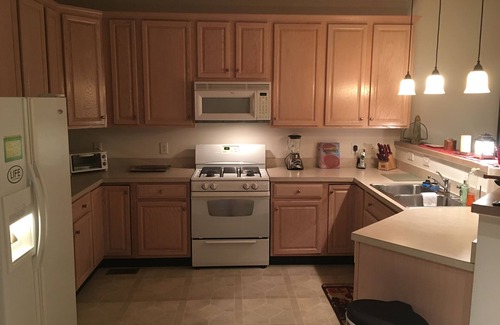 Norfolk - Virginia Beach Haus | Welcome to the Lighthouse! Charming 3-bdrm home with 2 decks in Virginia Beach