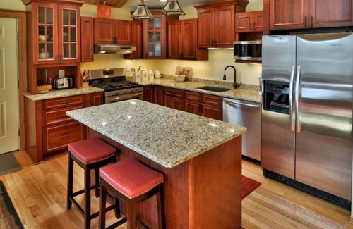 Minong Kabine | Welcome To The Lazy Dog Lodge Retreat On the 1600 - Acre Minong Flowage!