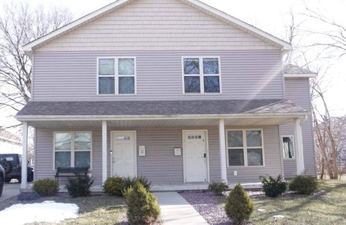 Kenosha Haus | Welcome to the spacious, cozy, and peaceful retreat that’s been here all along