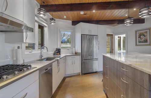 Bloomingdale Haus | Welcome to the Tree House. 4 bed 3 bath private home