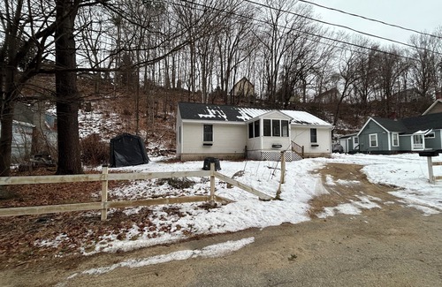 Franklin Haus | Welcome to the Webster Place! A Charming 3-bedroom house in fabulous Franklin.