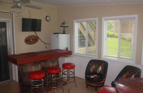 Lake Ripley Haus | Willkommen in Ihrem Zuhause fern von Zuhause. Willkommen im Cambridge Lake House.