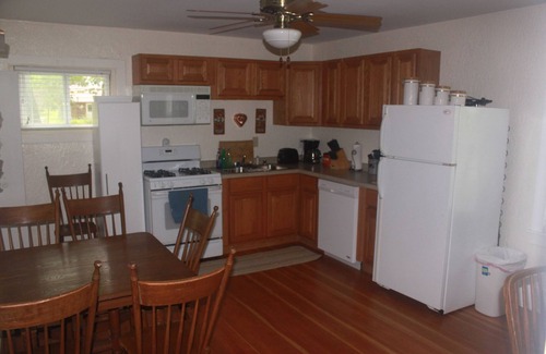 Lake Ripley Haus | Willkommen in Ihrem Zuhause fern von Zuhause. Willkommen im Cambridge Lake House.