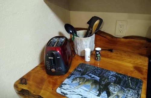 Cloudcroft Haus | Welcome to your relaxing getaway that's close to trails, town and golf course :)