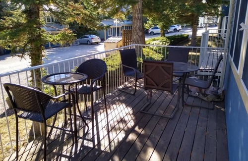 Cloudcroft Haus | Welcome to your relaxing getaway that's close to trails, town and golf course :)