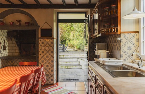 Furnas Haus | WelcomeBuddy - O Moinho (Furnas Spring Water)
