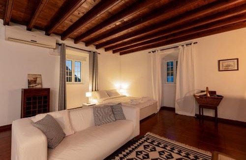 Varzea Haus | WelcomeBuddy - Traumgarten Rustic House (Sunset)