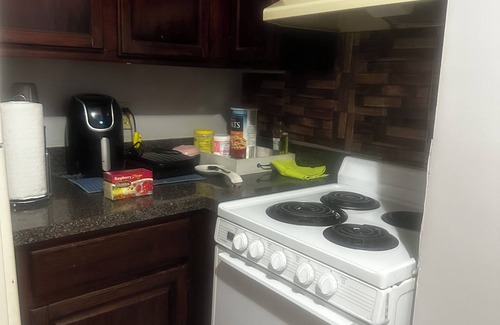 Hartford Wohnung | Welcoming apartment with AC in the heart of Hartford