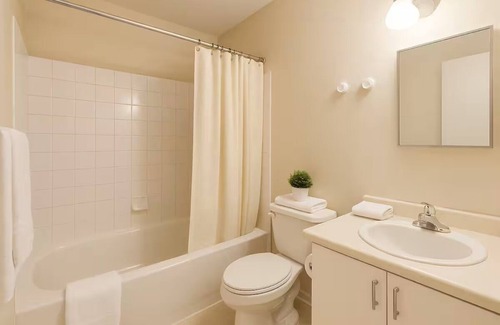 Whitehorse Wohnung | Welcoming Downtown Room 5-Star Clean & Great Value