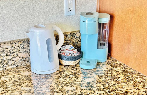 Reno Haus | Welcoming Scenic Haven/Sleeps 18