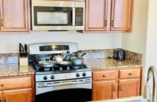 Reno Haus | Welcoming Scenic Haven/Sleeps 18