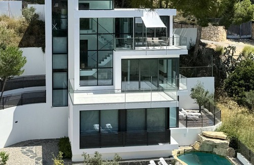 Llanca Villa | WELCS VILLA DE LUJO 176 EMP con piscina privada