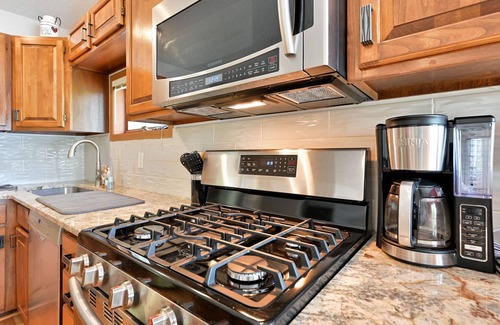Trego Kabine | Well-appointed and comfortable retreat on Silver Lake - 2 hour drive to Minneapolis