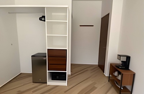 La Veleta Eigentumswohnung | Well-Equipped Lock-Off Studio 105 East