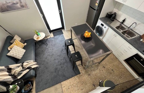 Devonport Wohnung | Well located Apt with Loft Bedroom & Aircon