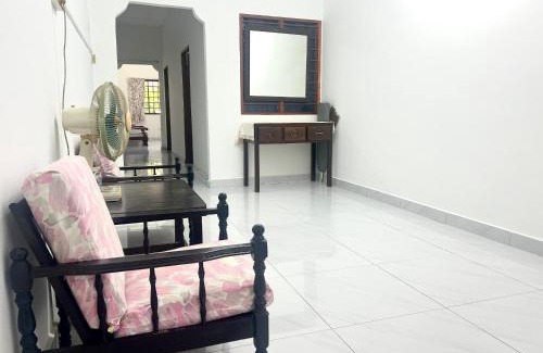 Pangkor Island Wohnung | Wenya Elegant Homestay 大丸文雅名宿