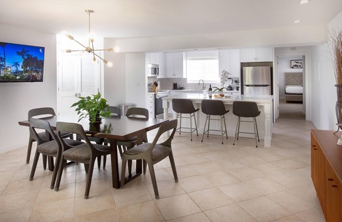 West Beach Hotel | West Beach Inn, a Coast Hotel