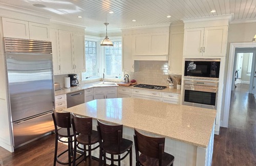 Silver Beach Haus | West Falmouth Luxury Home. Bike Path and Beach