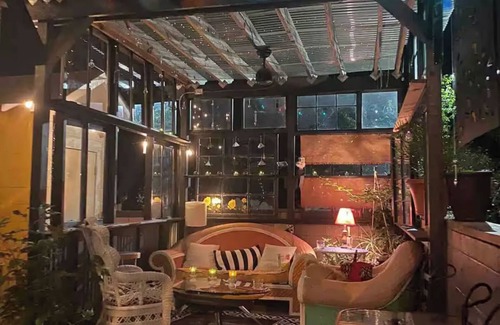 Winston - Salem Haus | West Salem Art Hotel: Artful Lodging and Lodging for Art.