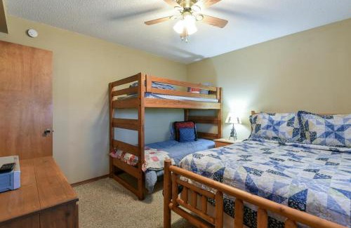 Notch Estates Haus | Westcreek Ranch - No Stairs