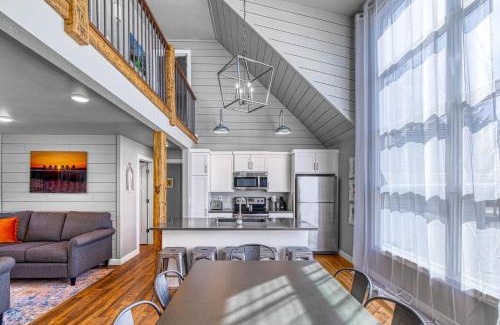 Ephraim Haus | Westeros by Simple Life Rentals