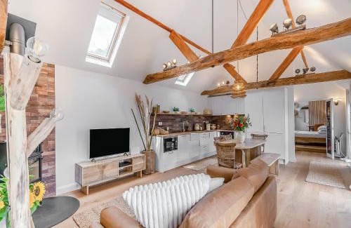 Guildford Haus | Weston Cottage - Uk50016