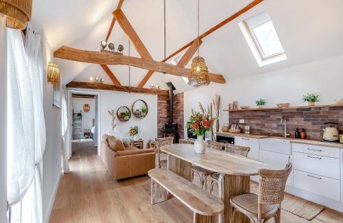 Guildford Haus | Weston Cottage - Uk50016