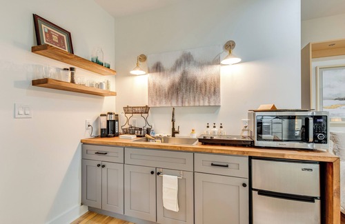 East Side Wohnung | WFH-Friendly Studio - 5 Mi to Downtown Atlanta!