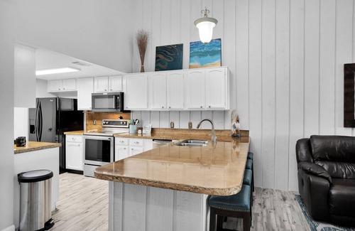 April Sound Haus | What A View!! Open Water View with Private Pool & Spa. Breathtaking Sunrise!!