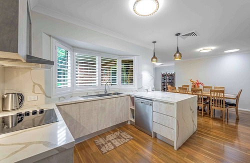 Wentworth Falls Haus | Whisper on the Falls - Panoramic Valley Views