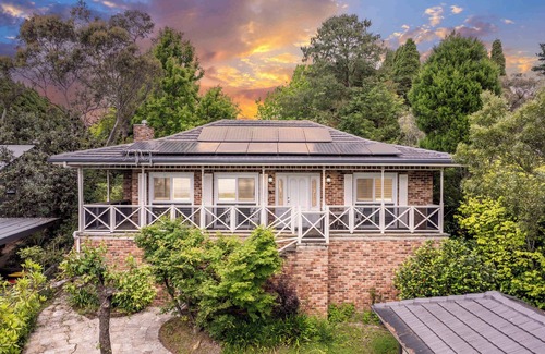 Wentworth Falls Haus | Whisper on the Falls - Panoramic Valley Views