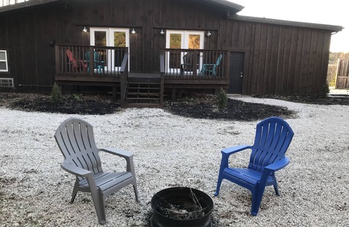 Pine Ridge Kabine | Whispering Pine Cabin Unit 2 in the RRG