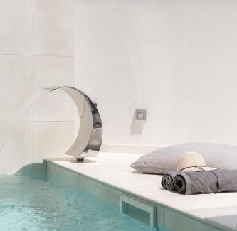 Porto Rafti Wohnung | White Cliff Luxury Suites