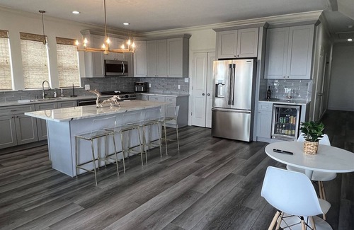 Grand Isle Haus | White Dolphin - Beachfront - Island Realty