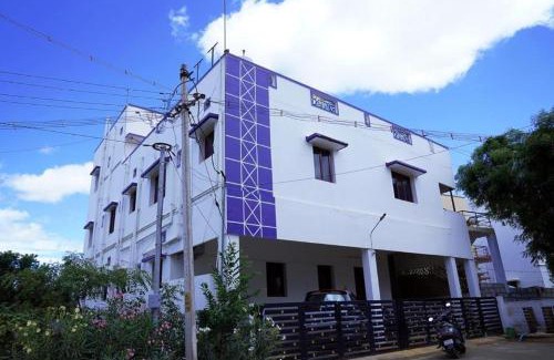 Coimbatore Wohnung | WHITE HOUSE - 3BHK Elegant Apartment