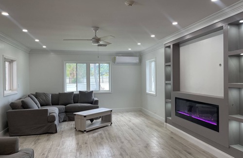 Westward Villas Subdivision Haus | White Lotus is a spacious family friendly home located in cable beach.
