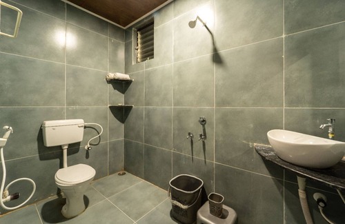 Dandeli Hotel | White Petals Dandeli